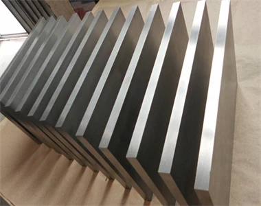 Performance advantages of titanium alloys in military equipment manufacturing
